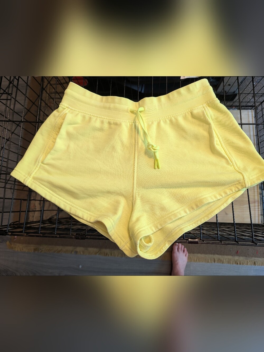 Lululemon HR 3" Neon Wash Inner Glow